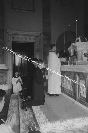 CEREMONY OF FIRST VOWS  FR CLARKE  BRS MATTHEWS AND DAVIS  POSED 6.7.54